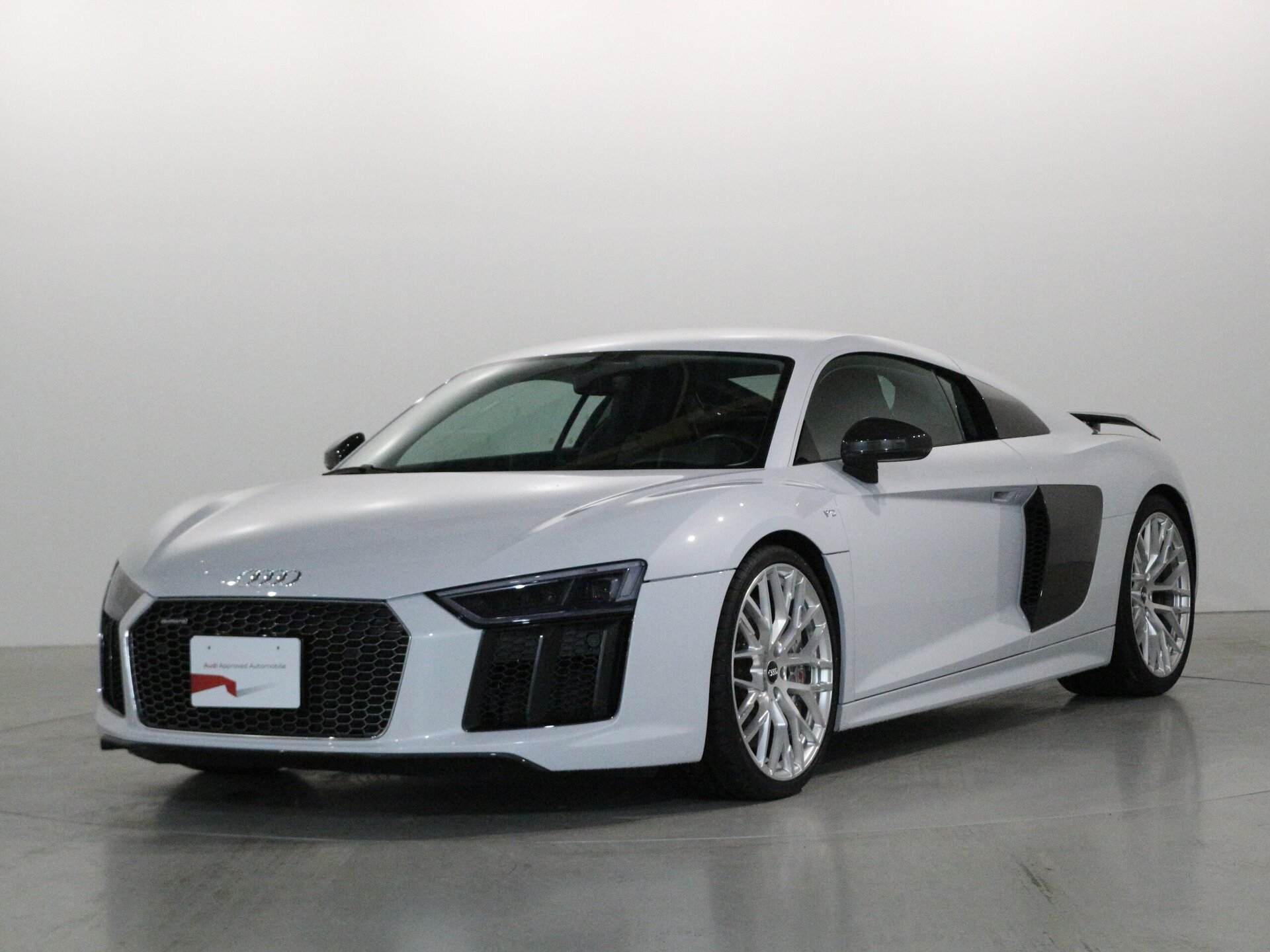 AUDI R8 - View 1