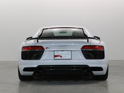 AUDI R8 - 7