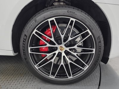 PORSCHE MACAN - 6
