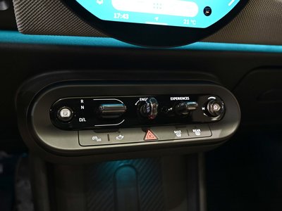 صورة 9 لـ 2025 MINI COOPER S