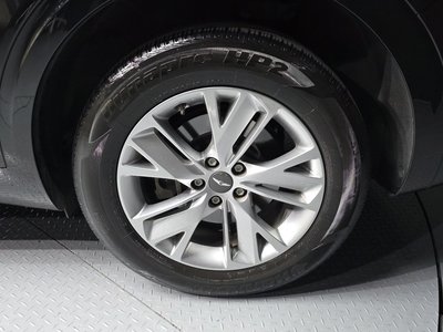 2022 Genesis GV70 photo 8