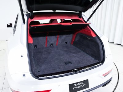 BENTLEY BENTAYGA - 8