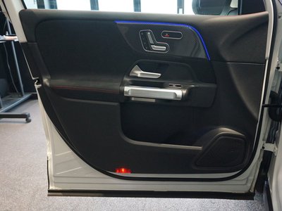 2024 Mercedes-BENZ GLB 缩略图 44