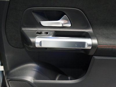 2024 Mercedes-BENZ GLB 缩略图 41