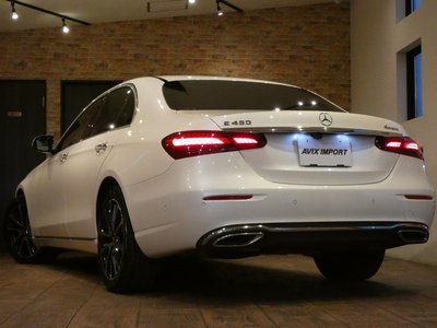 MERCEDES-BENZ E-CLASS - 2