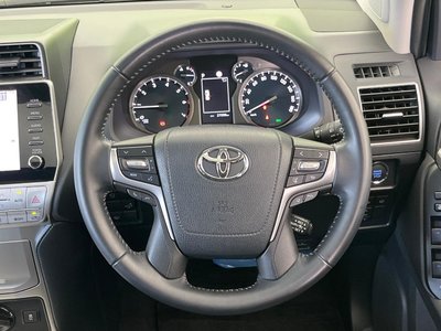 2023 Toyota LAND CRUISER PRADO 缩略图 13