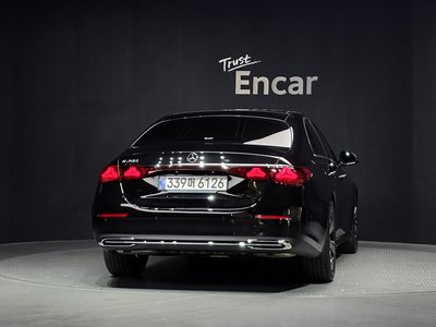 MERCEDES-BENZ E-CLASS - 4