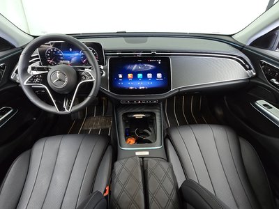 MERCEDES-BENZ E-CLASS - 5