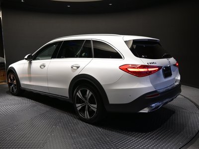 2025 MERCEDES-BENZ C-CLASS photo 7