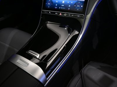 صورة مصغرة 42 لـ 2025 MERCEDES-BENZ C-CLASS