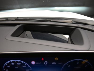 صورة مصغرة 30 لـ 2025 MERCEDES-BENZ C-CLASS