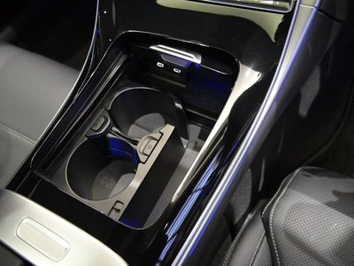 صورة مصغرة 43 لـ 2025 MERCEDES-BENZ C-CLASS