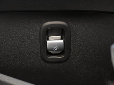 صورة مصغرة 19 لـ 2025 MERCEDES-BENZ C-CLASS