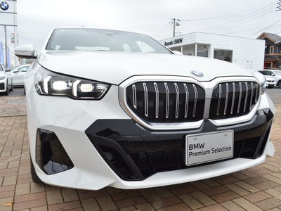 2024 BMW 5 SERIES thumbnail 150