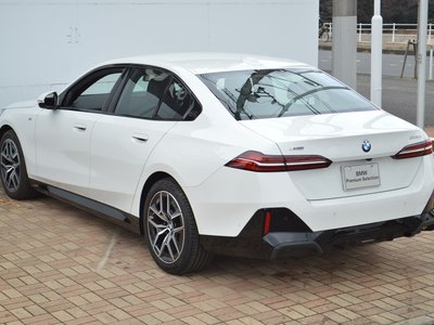 2024 BMW 5 SERIES thumbnail 143