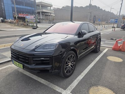 PORSCHE CAYENNE - 1