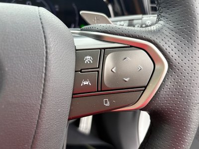 2025 Lexus NX — миниатюра 18