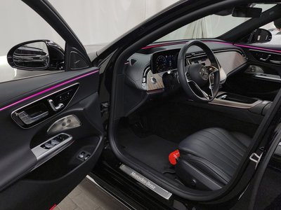 MERCEDES-BENZ E-CLASS - 10
