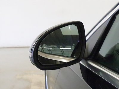 MERCEDES-BENZ C-CLASS - 10