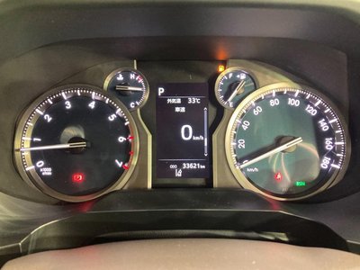 صورة مصغرة 46 لـ 2023 Toyota LAND CRUISER PRADO