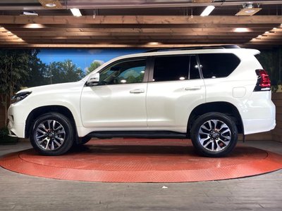 صورة مصغرة 30 لـ 2023 Toyota LAND CRUISER PRADO