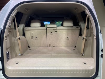 صورة مصغرة 35 لـ 2023 Toyota LAND CRUISER PRADO