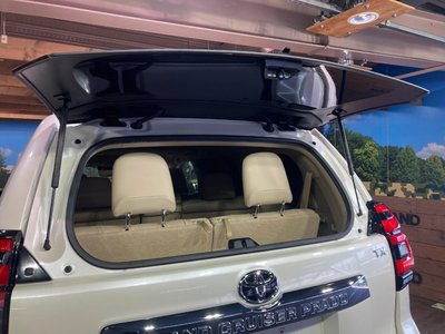 صورة مصغرة 34 لـ 2023 Toyota LAND CRUISER PRADO