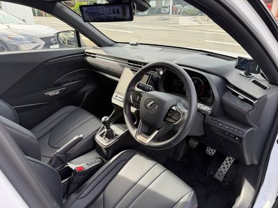 2024 Lexus LBX — миниатюра 14