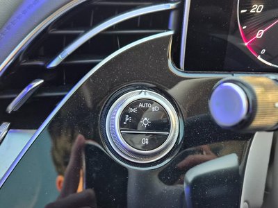 MERCEDES-BENZ E-CLASS - 10