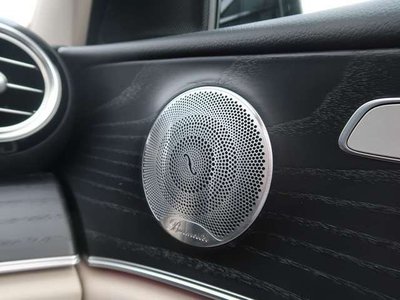 MERCEDES-BENZ E-CLASS - 6