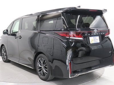 TOYOTA VELLFIRE - 2