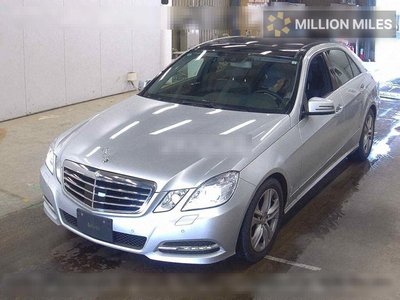MERCEDES-BENZ E-CLASS - 4