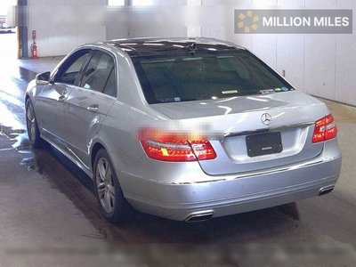 MERCEDES-BENZ E-CLASS - 2
