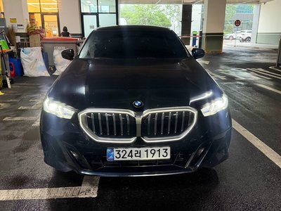 صورة 5 لـ 2024 BMW 5 SERIES