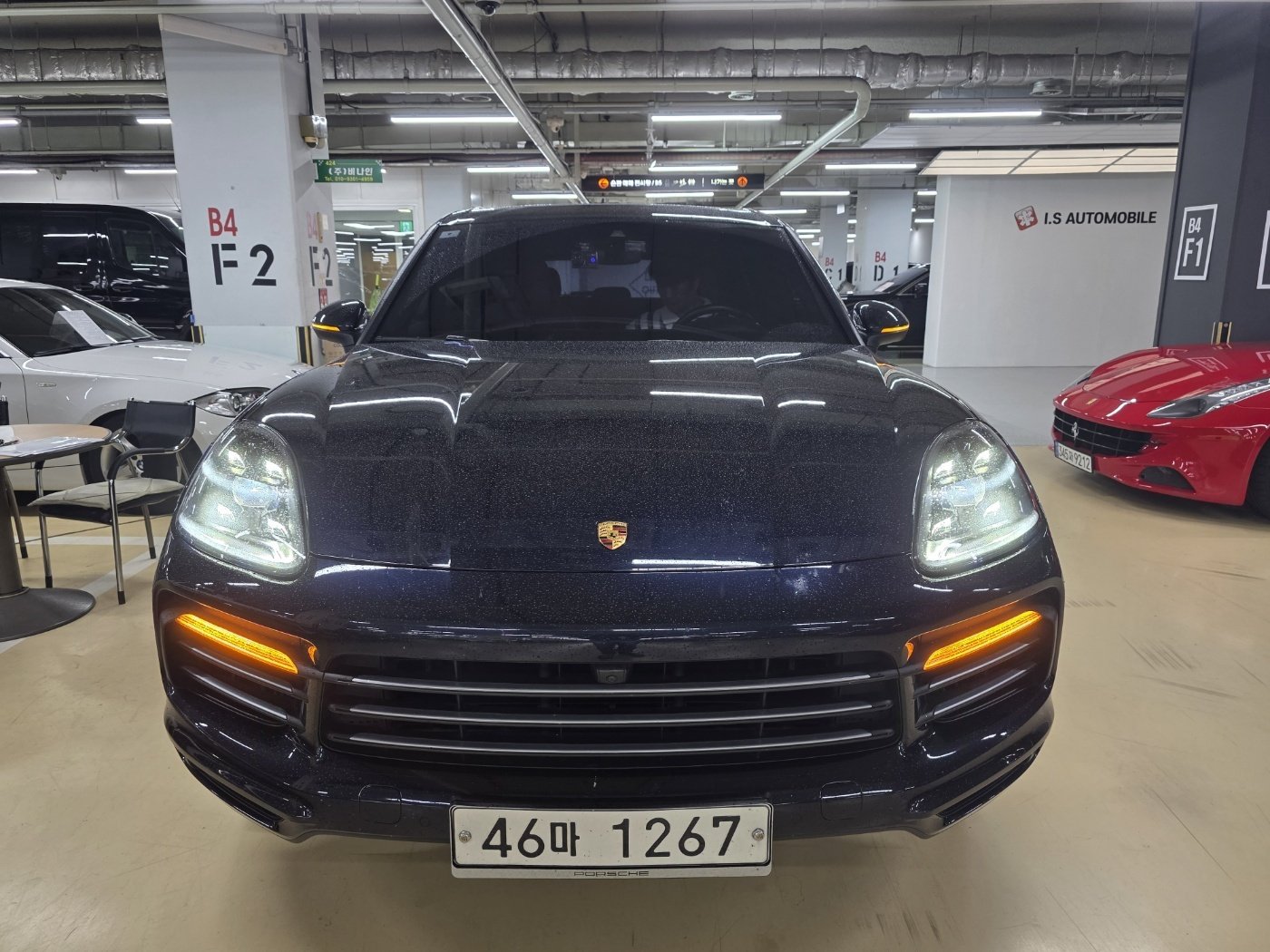 PORSCHE CAYENNE - View 1