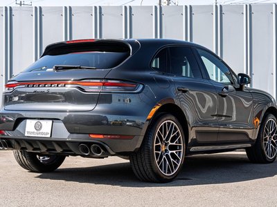 PORSCHE MACAN - 8