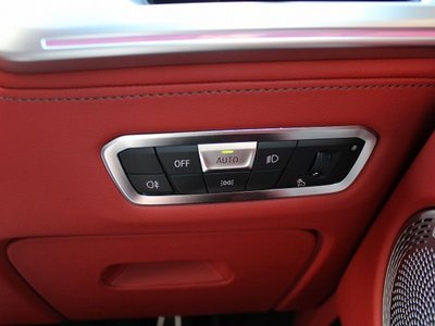 2023 BMW XM 缩略图 33