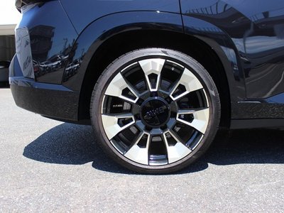 2023 BMW XM 缩略图 12
