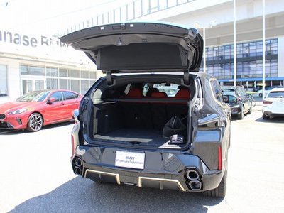 2023 BMW XM 缩略图 13