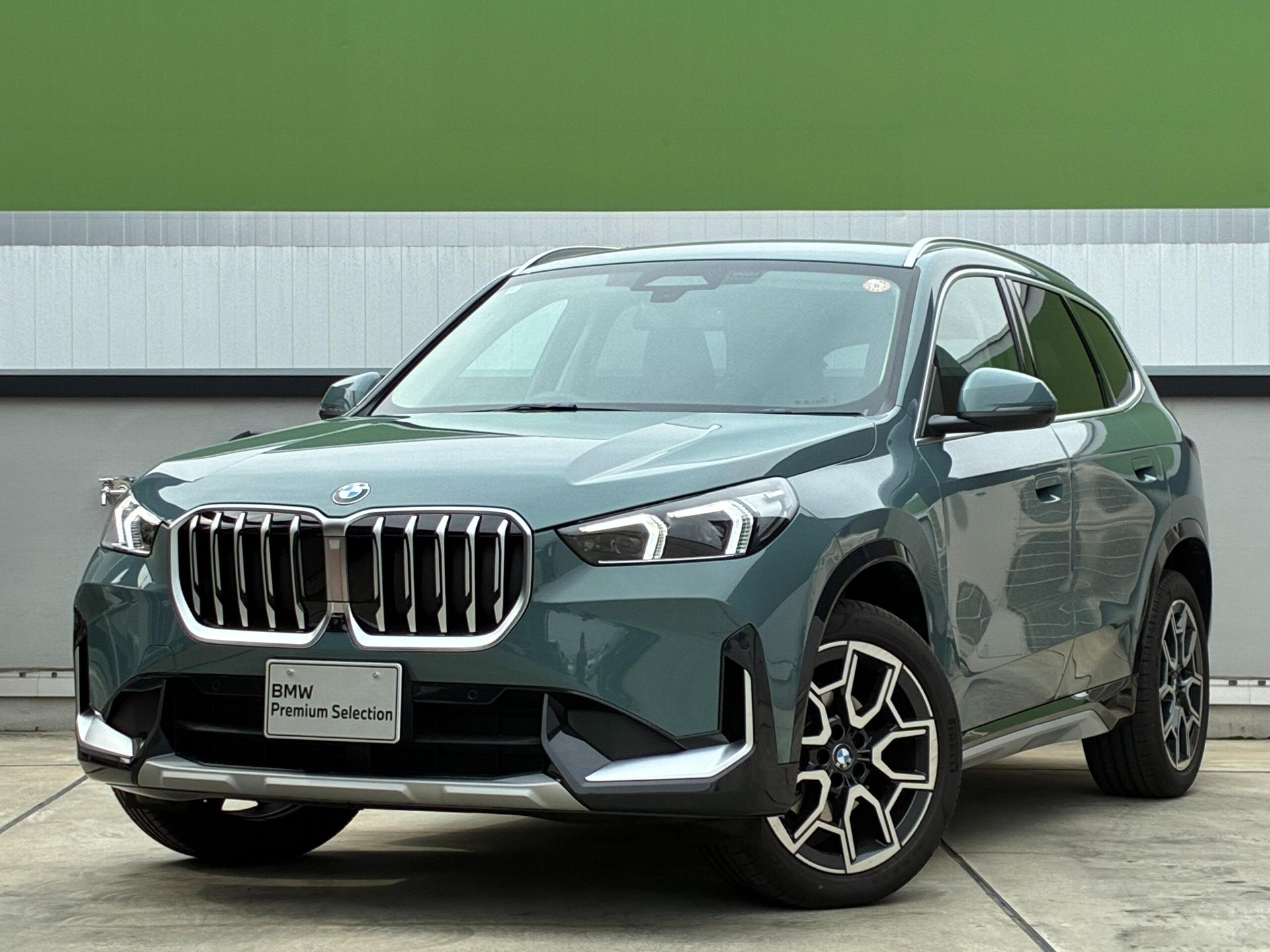 BMW X1 - View 1