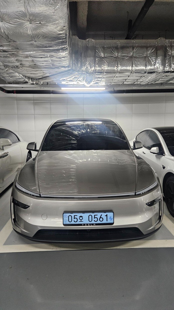 2026 Tesla MODEL Y 照片 1