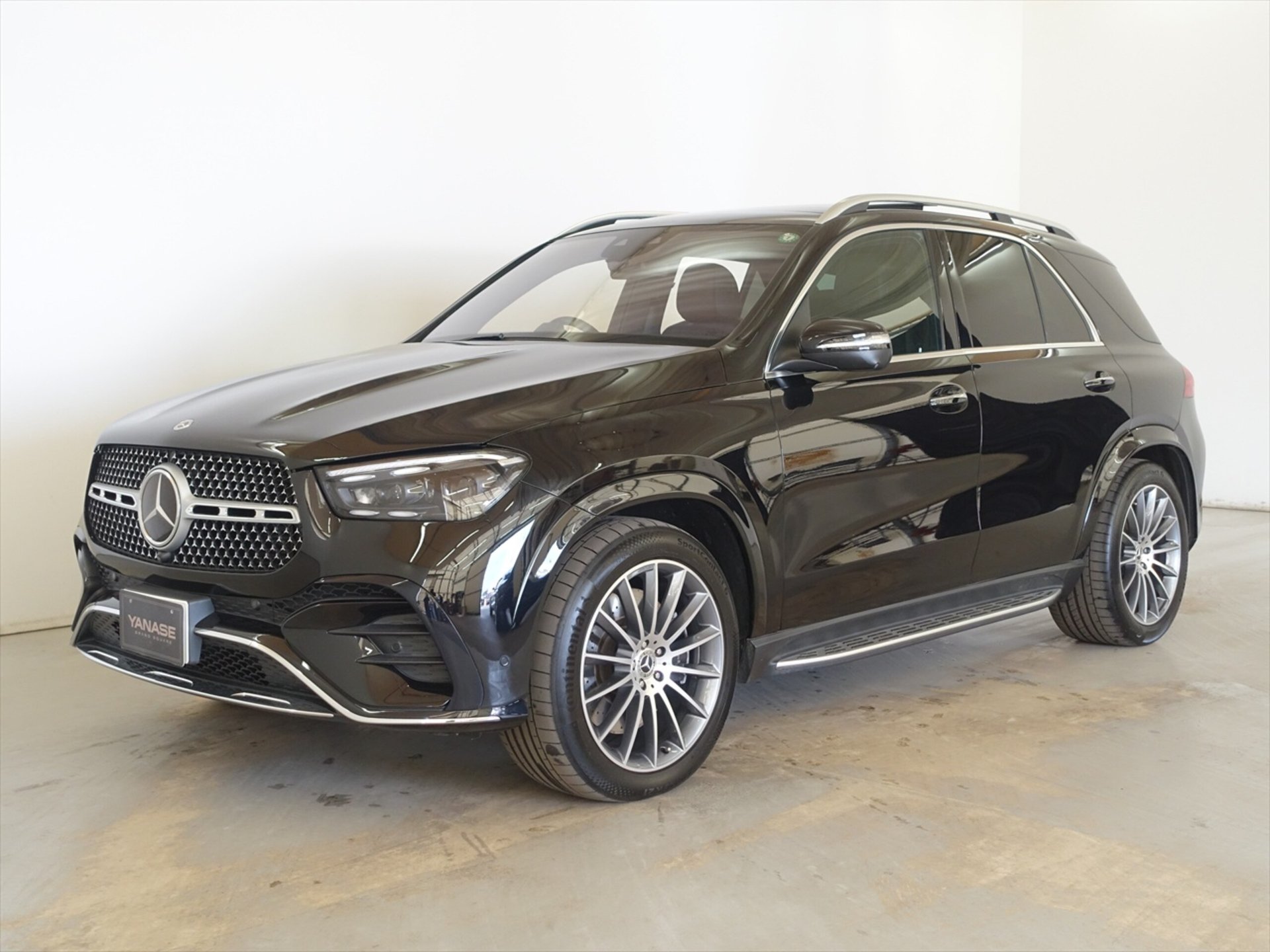 MERCEDES-BENZ GLE - View 1