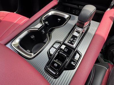 صورة مصغرة 57 لـ 2026 Lexus RX
