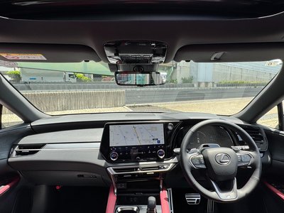 صورة مصغرة 62 لـ 2026 Lexus RX
