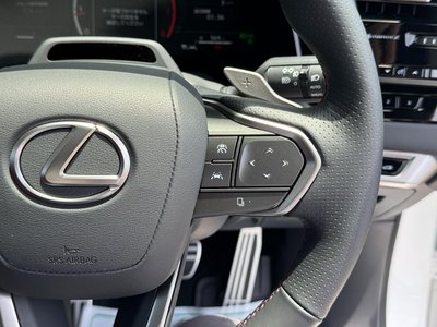 صورة مصغرة 40 لـ 2026 Lexus RX