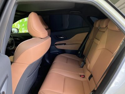 TOYOTA CROWN SPORT - 7