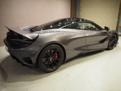 MCLAREN 750S - 8