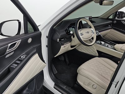 2023 Genesis GV80 — миниатюра 14