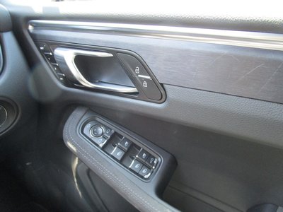 صورة مصغرة 31 لـ 2023 Porsche MACAN