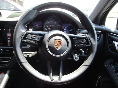 صورة مصغرة 42 لـ 2023 Porsche MACAN